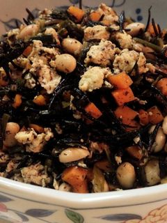 ニラ卵入り♪ひじきの煮物-レシピのメイン写真