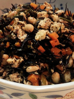 ニラ卵入り♪ひじきの煮物-レシピのメイン写真