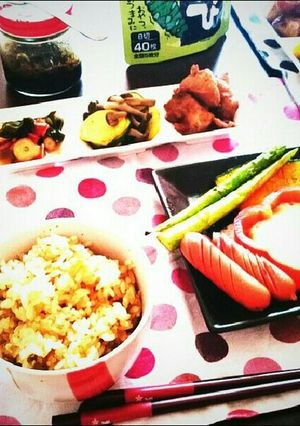 パプリカでお花形の目玉焼き-レシピのメイン写真
