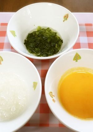 ＊離乳食中期＊小松菜のだし煮・人参スープ-レシピのメイン写真