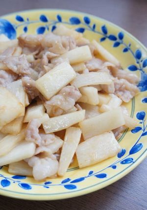 長いもと豚バラ肉のオイスター炒め-レシピのメイン写真
