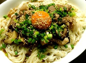 豚とシイタケで簡単！アレンジそうめん！-レシピのメイン写真