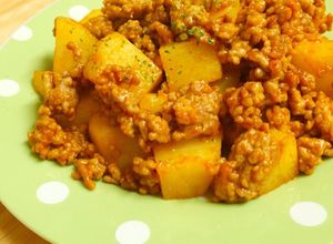 ジャガイモとひき肉のカレーケチャップ炒め-レシピのメイン写真