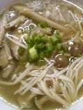 簡単！ごぼうと　きのこのアジア風スープ♪