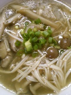簡単!ごぼうと きのこのアジア風スープ♪-レシピのメイン写真