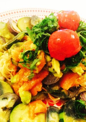 素麺で夏野菜とサーモンのカッペリーニ風♪-レシピのメイン写真