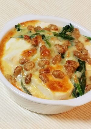 話題入♪豆腐と法蓮草の納豆チーズ焼き-レシピのメイン写真