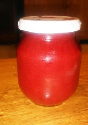 赤いルバーブジャム♪甘酸っぱくておいしい-レシピのメイン写真
