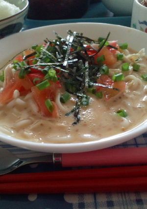 母のためのゴマダレうどん-レシピのメイン写真