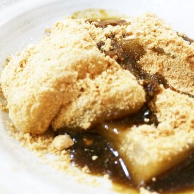 【きな粉餅】 中評価】セブン＆アイ セブンプレミアム 黒蜜きなこ餅の感想