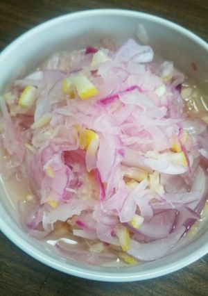 紫玉ねぎと搾りたてレモンの酢の物-レシピのメイン写真