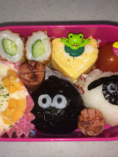 おにぎりキャラ弁ひつじのショーン トトロ-レシピのメイン写真