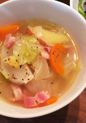 野菜ベーコンスープ新聞保温、味しみしみ〜-レシピのメイン写真