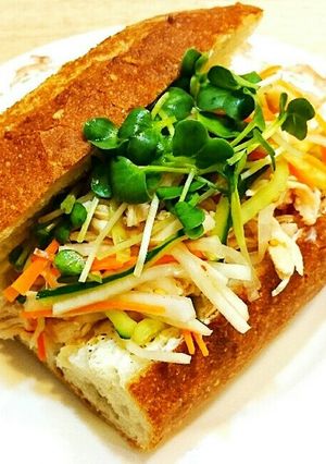 ササミと生野菜のアジアンサンド-レシピのメイン写真