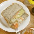偏食さん用スモークサーモンのサンドイッチ