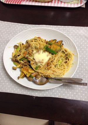 夏野菜たっぷりカレー風味ペペロンチーノ-レシピのメイン写真