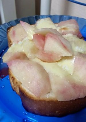 焼き桃チーズシュガートースト！-レシピのメイン写真