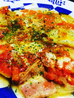 トマトとじゃがいものベーコンチーズ焼き-レシピのメイン写真