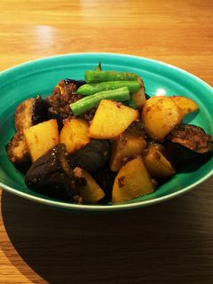 合挽き肉の茄子とじゃがいもの味噌炒め-レシピのメイン写真
