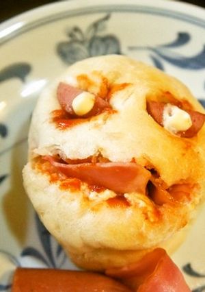 ちょっとグロいけど子供にウケるパン-レシピのメイン写真