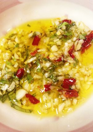 にんにくバジルオリーブオイル・生野菜に-レシピのメイン写真