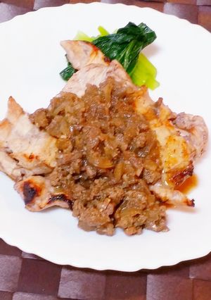 ジューシー胸肉グリル♪ワインレバーソース-レシピのメイン写真