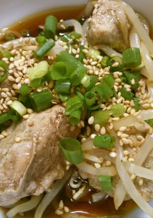 簡単！　豚肉と　もやしの　レンジ蒸し♫　-レシピのメイン写真