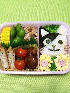 キャラ弁 ネコとお花-レシピのメイン写真