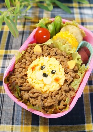 キャラ弁☆簡単‼そぼろで可愛いライオン-レシピのメイン写真