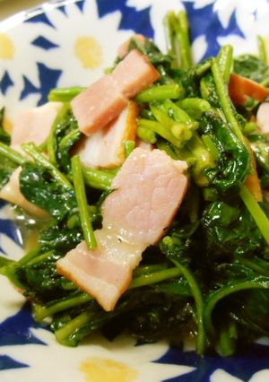 空芯菜とベーコンの炒め物-レシピのメイン写真