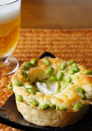 枝豆とカマンベールチーズのパン-レシピのメイン写真