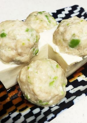 鶏と茶豆の翡翠だんご-レシピのメイン写真