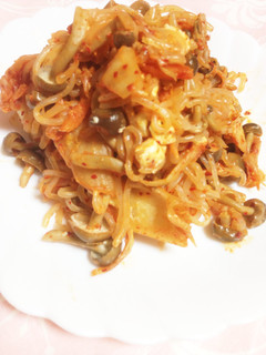 キムチ〜ズしらたきパスタ-レシピのメイン写真