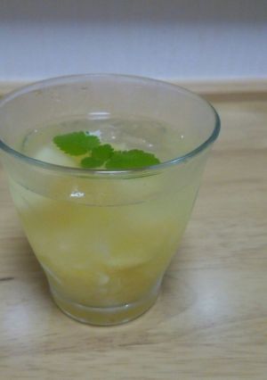 桃のデザートカクテル-レシピのメイン写真