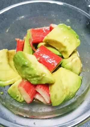 アボカドのわさびポン酢☆withカニカマ-レシピのメイン写真