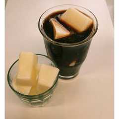 A picture of 牛乳のアイスキューブ♪.