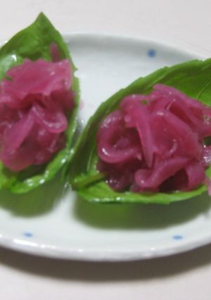 酢玉ねぎ( 赤タマネギでピンク)-レシピのメイン写真