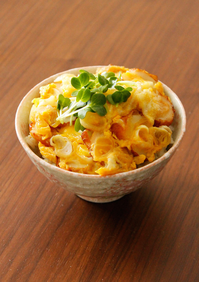 ちくわ・油揚げ・ねぎの卵とじ丼-レシピのメイン写真