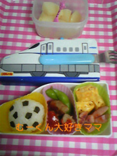 年少~サッカーボール弁当-レシピのメイン写真