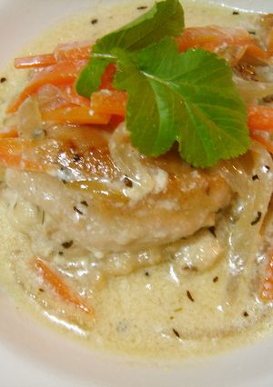 ヘルシー鶏胸肉のバジル風味♪牛乳煮-レシピのメイン写真