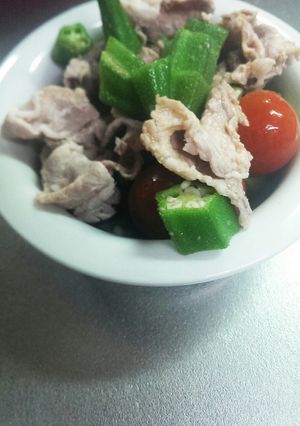 豚肉とオクラのネバッっとめんつゆサラダ風-レシピのメイン写真