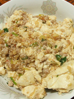 我が家の麻婆豆腐・・丼♪-レシピのメイン写真
