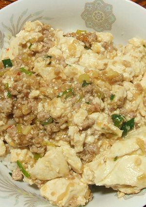 我が家の麻婆豆腐・・丼♪-レシピのメイン写真