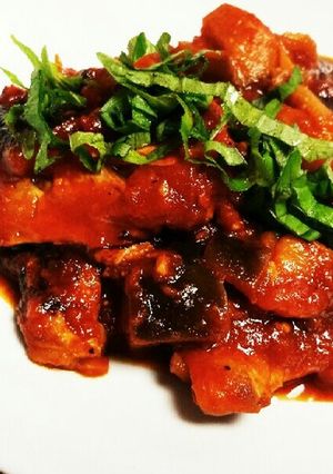 ホエイ消費に！豚軟骨のピリ辛トマト煮-レシピのメイン写真
