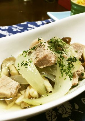 コトコトっと♪豚塊肉と玉ねぎの簡単煮込み-レシピのメイン写真