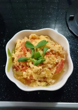 トマトとチーズのスクランブルエッグ-レシピのメイン写真