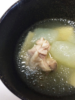 シブイ(冬瓜)と鶏肉のおいしいスープ。-レシピのメイン写真