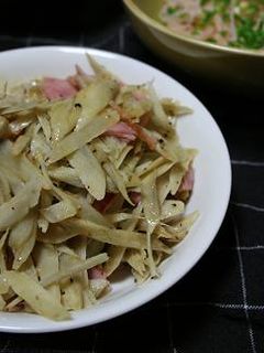 ごぼうとベーコンのバター炒め-レシピのメイン写真