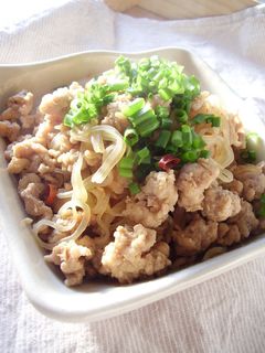 糸こんにゃくと鶏そぼろのきんぴら♪-レシピのメイン写真