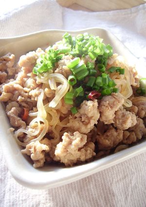 糸こんにゃくと鶏そぼろのきんぴら♪-レシピのメイン写真